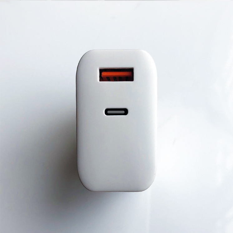 Image of Dubbel USB-C & USB-A PD Laddare 65W (Vit)