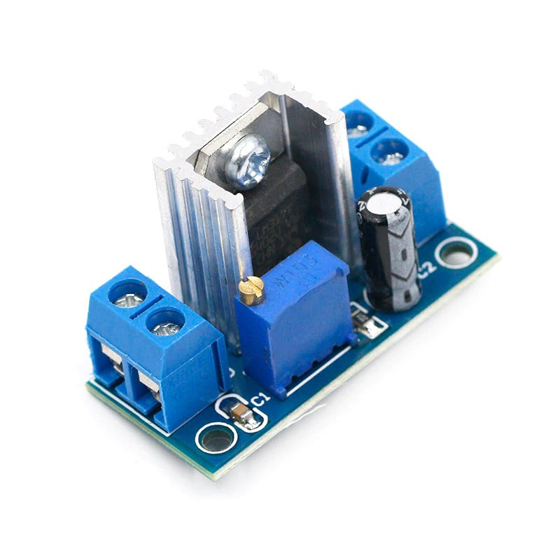 forsiden af LM317 Justerbar spændingsregulator
